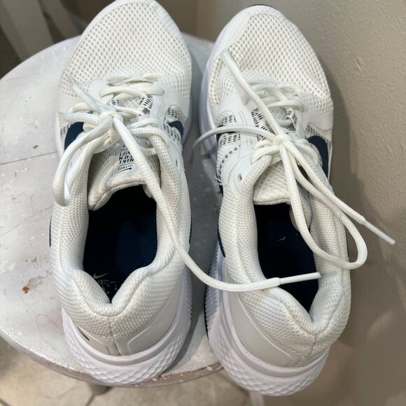 Nike Nuevo Run Swift 2 CU3517-101 Mens White Mesh Athletic Running Shoes - Picture 9 of 9